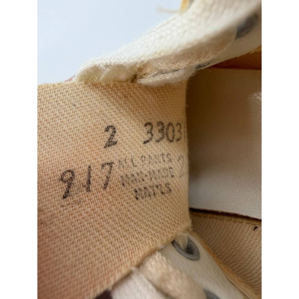 Vintage Baby Shoes White Leather Lace Up Infant Size 2 USA Made - Picture 9 of 11